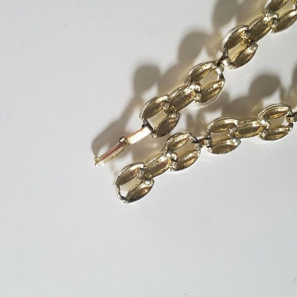 Gold Tone Chain Statement Necklace - Picture 2 of 5